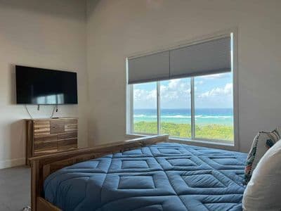 Gorgeous Tropical Estate Home in East End – Camp Bay Estates, Casa Blanca