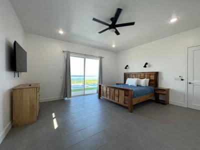 Gorgeous Tropical Estate Home in East End – Camp Bay Estates, Casa Blanca